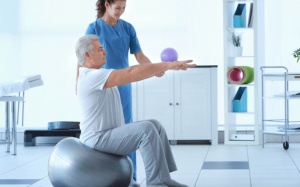 Tập thể dục tại nhà giúp người bệnh Parkinson cải thiện vận động