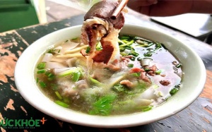 Thưởng thức phở “Gia truyền Nam Định” giữa lòng Hà Nội