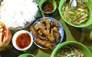 Gợi ý món ngon cuối tuần: bún cá chấm