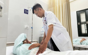 Hy hữu bệnh nhân bị xoắn tinh hoàn suốt 40 ngày 