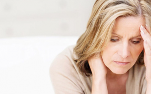 Một số triệu chứng ở miệng có thể là dấu hiệu của mãn kinh 