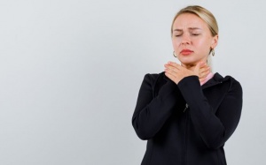 Hiểu về u nang thanh quản và cách đối phó hiệu quả từ thảo dược