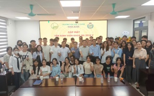 Tân sinh viên QH.2024.Y, ĐH Y Dược, ĐHQGHN háo hức đón năm học mới