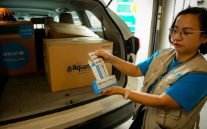 UNICEF cứu trợ khẩn cấp, đảm bảo nước sạch cho khu vực mưa lũ