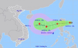 Áp thấp nhiệt đới sắp vào biến Đông, có thể mạnh lên thành bão số 4
