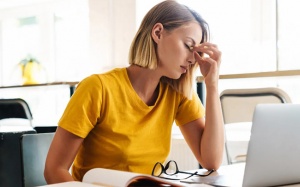 7 triệu chứng thiếu sắt bạn không nên bỏ qua