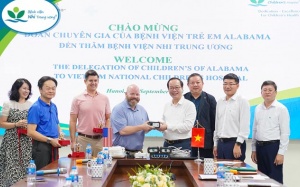 BV Nhi Trung ương nhận 2 thiết bị hiện đại trong phẫu thuật động kinh