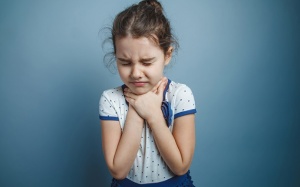 Biện pháp phòng ngừa viêm amidan trong thời tiết giao mùa