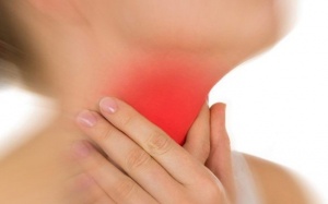 Nguyên nhân đau cổ họng bên phải và cách khắc phục hiệu quả