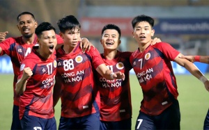 V.League 2024/25: HAGL đã biết thua, Công an Hà Nội lên đầu bảng