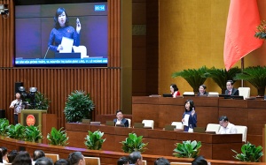 Bộ trưởng Bộ Y tế đề nghị cấm thuốc lá điện tử, thuốc lá nung nóng 