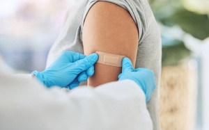 Cách giảm nhẹ tác dụng phụ sau tiêm vaccine phòng cúm