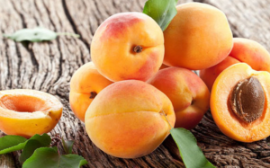 Hạt mơ có thực sự làm giảm các triệu chứng ung thư?