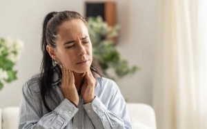 Bướu nhân tuyến giáp có mấy loại, làm sao để cải thiện?