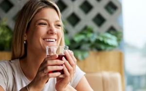 Uống trà đúng cách có thể giúp giảm mức cholesterol “xấu”