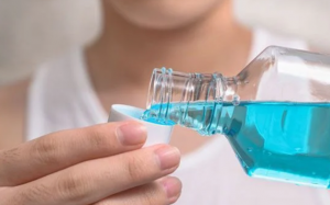 Sử dụng nước súc miệng có thể làm tăng huyết áp?