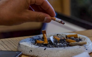 Mỗi điếu thuốc lá có thể 'cướp' đi 20 phút tuổi thọ của bạn