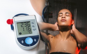 Người mắc huyết áp cao có nguy cơ bị đột quỵ khi tắm đêm?