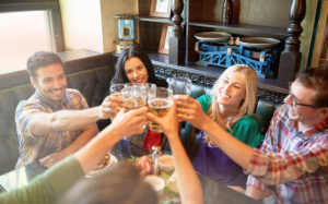 Infographic: 4 cách gây ung thư của rượu bia khi vào cơ thể