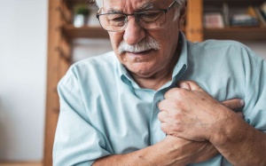 Suy tim: Phân suất tống máu 30%, khó thở phải làm sao?