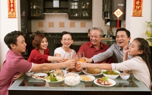 Cách chăm sóc sức khỏe người cao tuổi trong dịp Tết