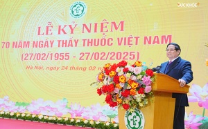 Thủ tướng mong Bệnh viện Bạch Mai sớm vươn tầm khu vực và quốc tế
