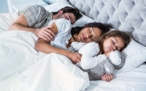 Tại sao phụ nữ có thể cần ngủ nhiều hơn nam giới?