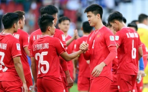 HLV Kim Sang-sik tiếp tục ngó lơ Tuấn Anh, Xuân Trường, Ngọc Hải