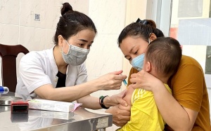 Bệnh sởi gia tăng, cần làm gì để phòng ngừa cho trẻ?