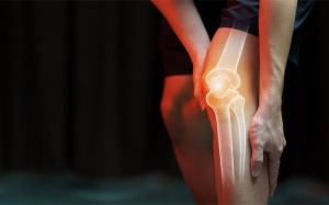 Infographic: Tại sao cần chú ý tới xương khớp khi bắt đầu có tuổi?  