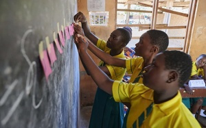 Phòng ngừa mang thai ở độ tuổi vị thành niên