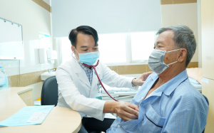 Bảo đảm công tác y tế trong dịp nghỉ lễ 30/4 - 1/5 cho người dân