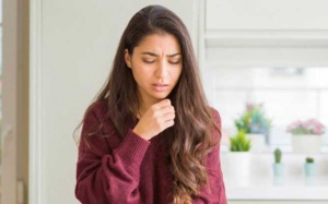 Cần cảnh giác khi bị khàn tiếng kéo dài