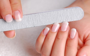 Những lỗi sai thường gặp khi dũa móng tay 