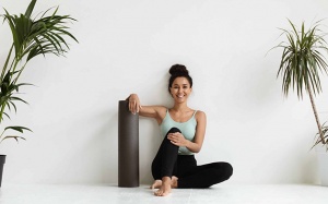 4 động tác Pilates dễ tập tại nhà chỉ với một bức tường