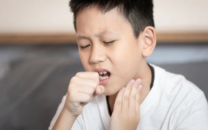 Lưu ý khi chăm sóc trẻ bị viêm amidan cấp tính