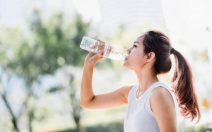 7 dưỡng chất cần bổ sung trong mùa Hè