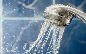 Không phải ai cũng nên tắm nước lạnh