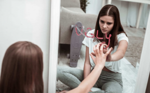 Rối loạn lo âu về ngoại hình là gì và ảnh hưởng thế nào tới sức khoẻ?