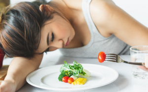 Căng thẳng lo âu: Nên và không nên ăn gì?