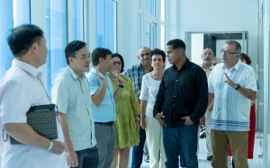 Đoàn doanh nghiệp Cuba thăm quan và làm việc tại Viện Thực phẩm chức năng