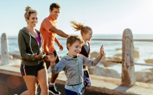 Vận động cùng con – Chìa khóa để cha mẹ thêm gắn kết với con cái