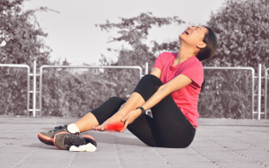 Đau hoặc sưng chân khi đi bộ: Có một nguyên nhân dễ bị bỏ qua