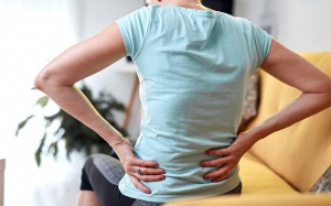 3 động tác giảm đau nhức vòng ba cho người ngồi nhiều