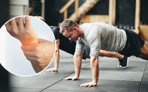 Đau cổ tay sau khi chống đẩy phải làm sao?