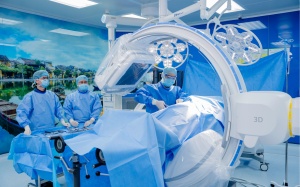 Xu hướng ứng dụng C-arm trong phẫu thuật chấn thương chỉnh hình