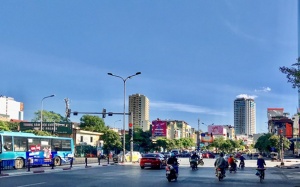 Bắc Bộ ngày hửng nắng, chiều tối mưa rải rác