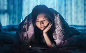 Thức khuya cuối tuần, nguy cơ ngưng thở khi ngủ trở nặng