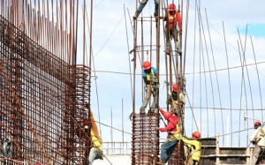 Bảo vệ người lao động trước nguy cơ sốc nhiệt