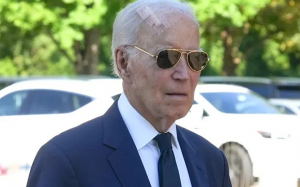 Cựu Tổng thống Mỹ Joe Biden phẫu thuật ung thư da